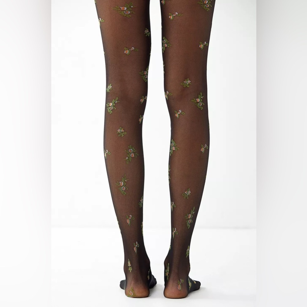 OUT FROM UNDER 2 PACK FASHION TIGHTS- NEW IN BOX SIZE M/L - Picture 7 of 11
